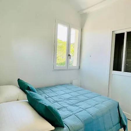 Apartment Refait A Neuf, 21m², 3 Pers., Jardin Privatif, Et Commerces A Proximite, Parking Inclus - Fr-1-433-94 *